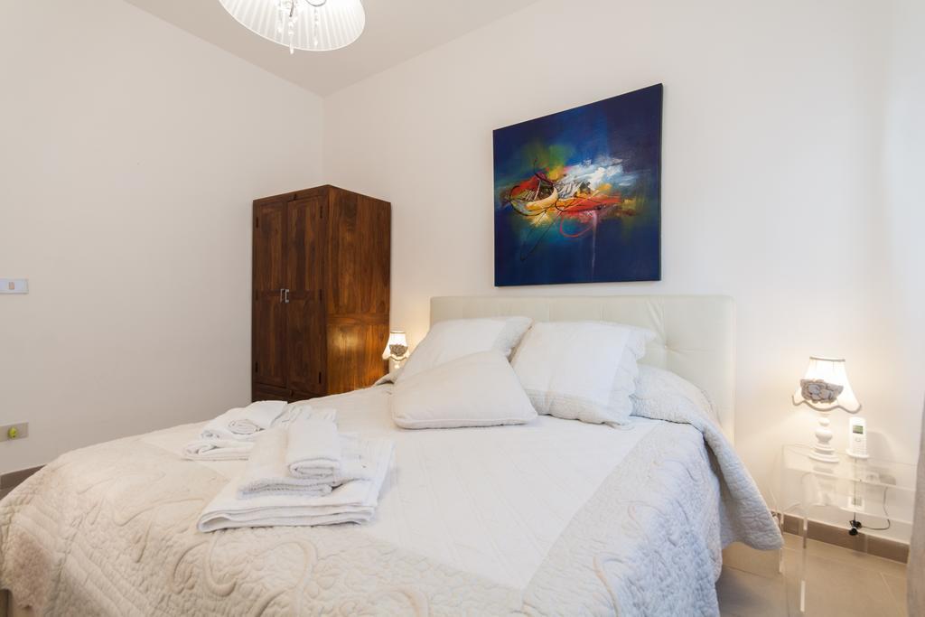 Holiday & House - Imparato Vacanze Prestige Mondello Exterior photo